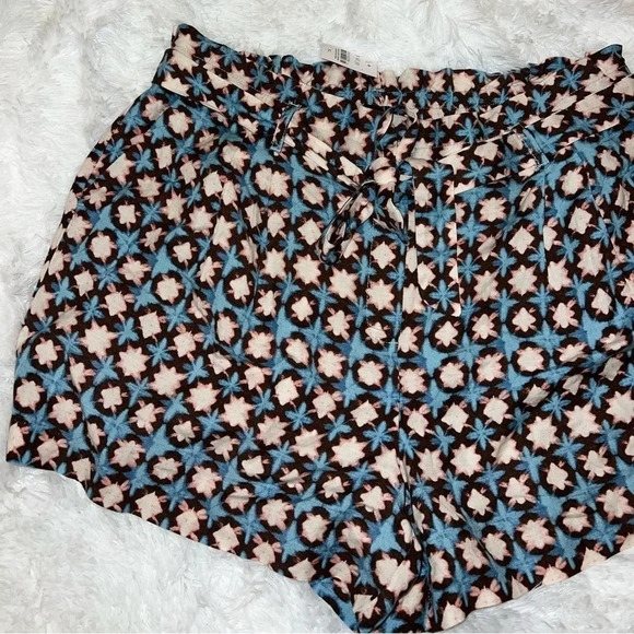 NWT Loft Paperbag Shorts Linen Size XL Sunwashed Floral - Picture 1 of 5